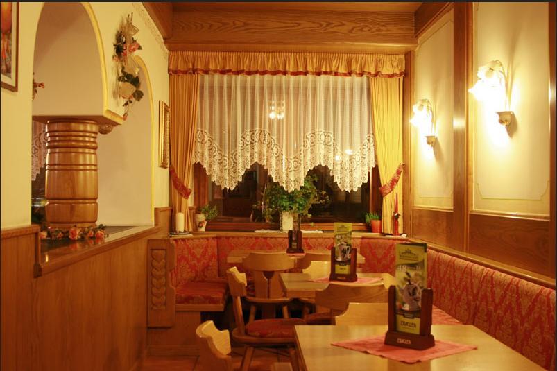 Hotel Venezia Рокка-П'єторе Екстер'єр фото