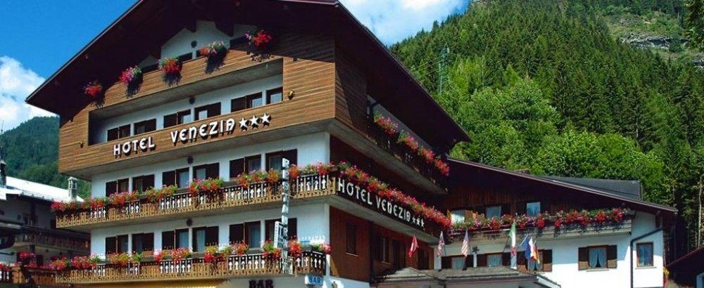 Hotel Venezia Рокка-П'єторе Екстер'єр фото