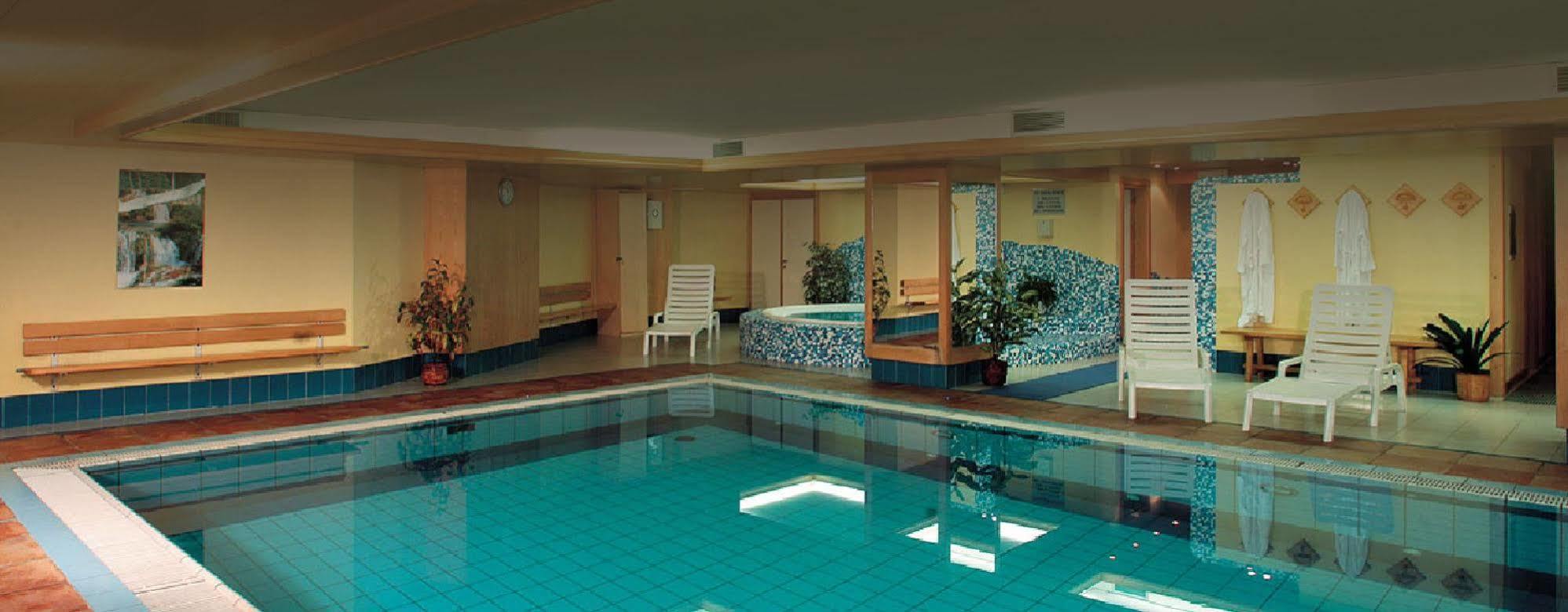 Hotel Venezia Рокка-П'єторе Екстер'єр фото